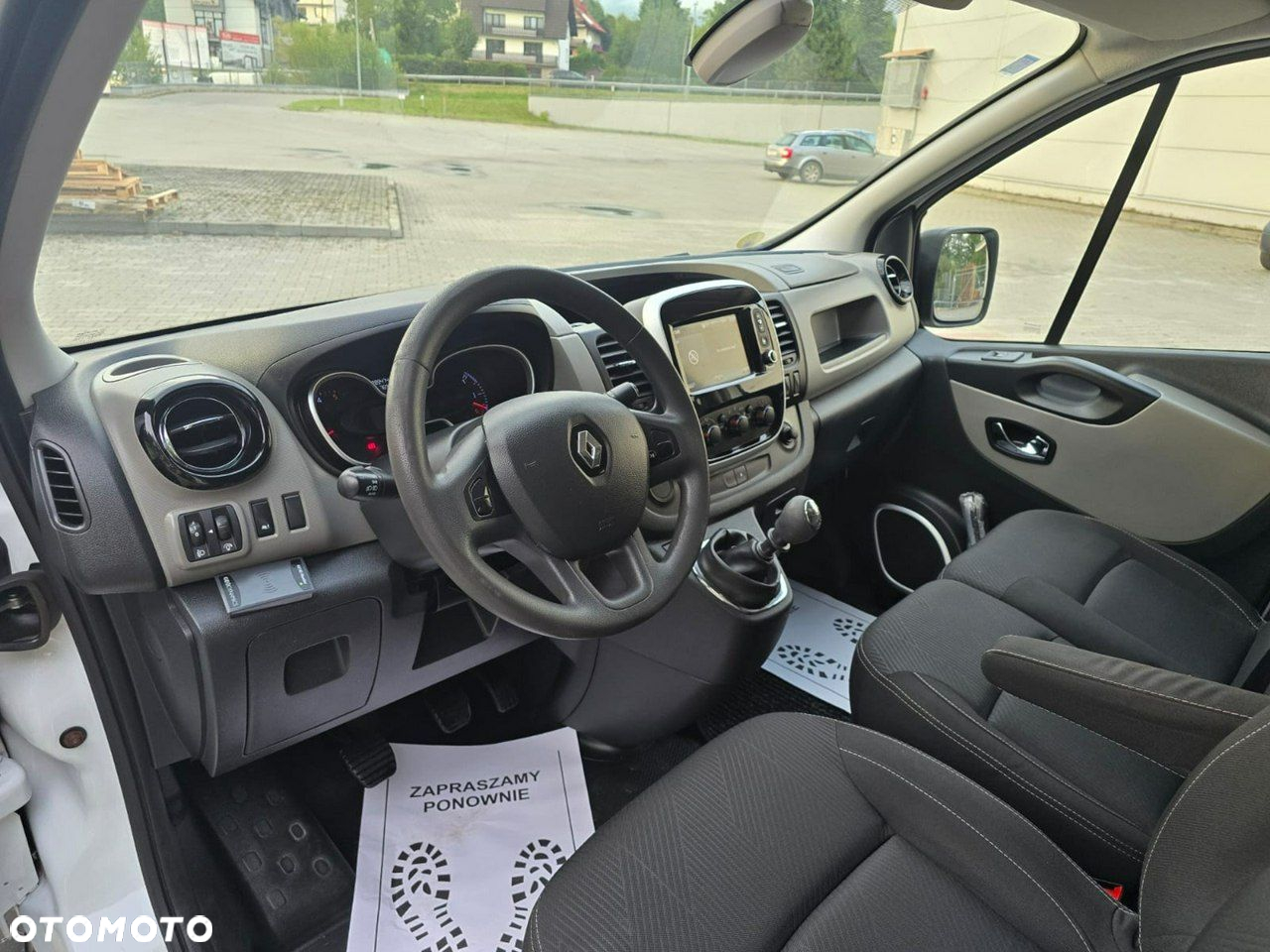 Renault Trafic - 17