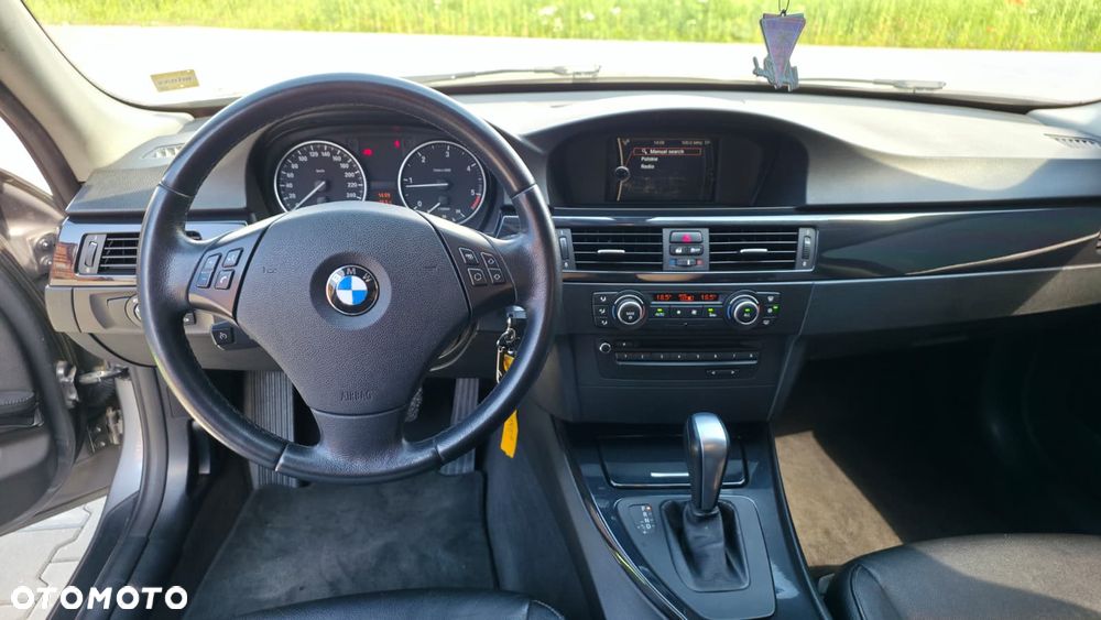 BMW Seria 3 - 27