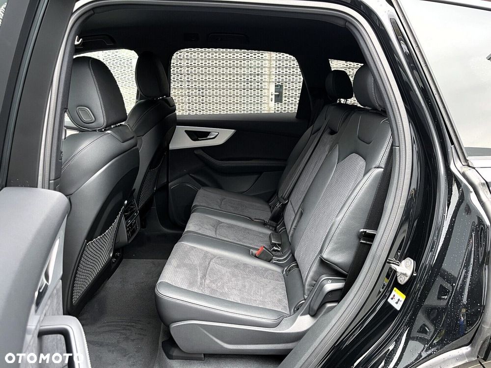 Audi Q7 - 24