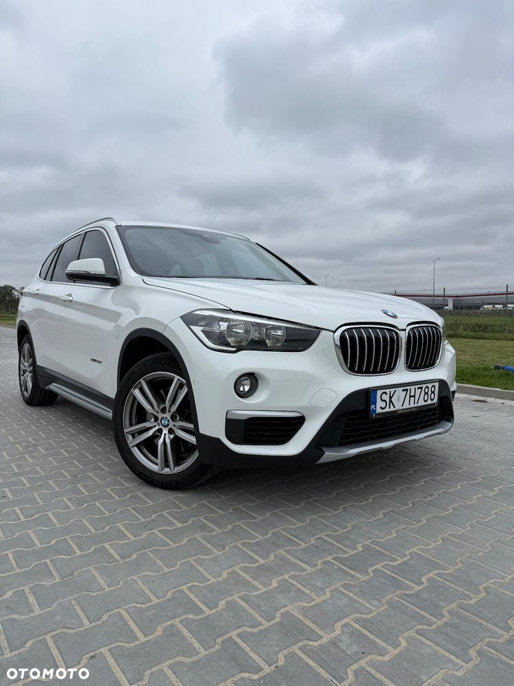 BMW X1 xDrive20i xLine sport - 25