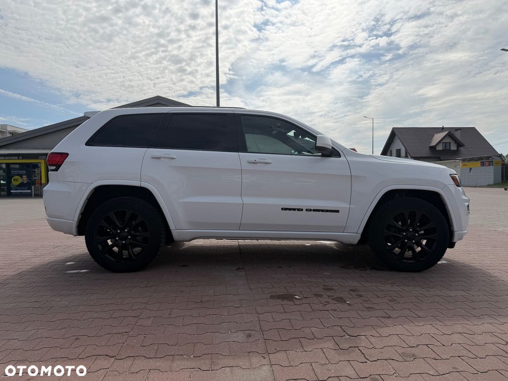 Jeep Grand Cherokee - 2