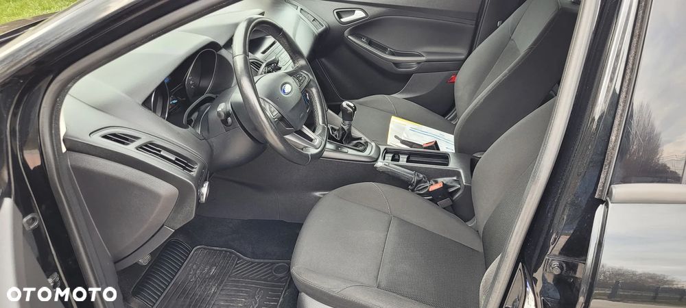 Ford Focus - 13