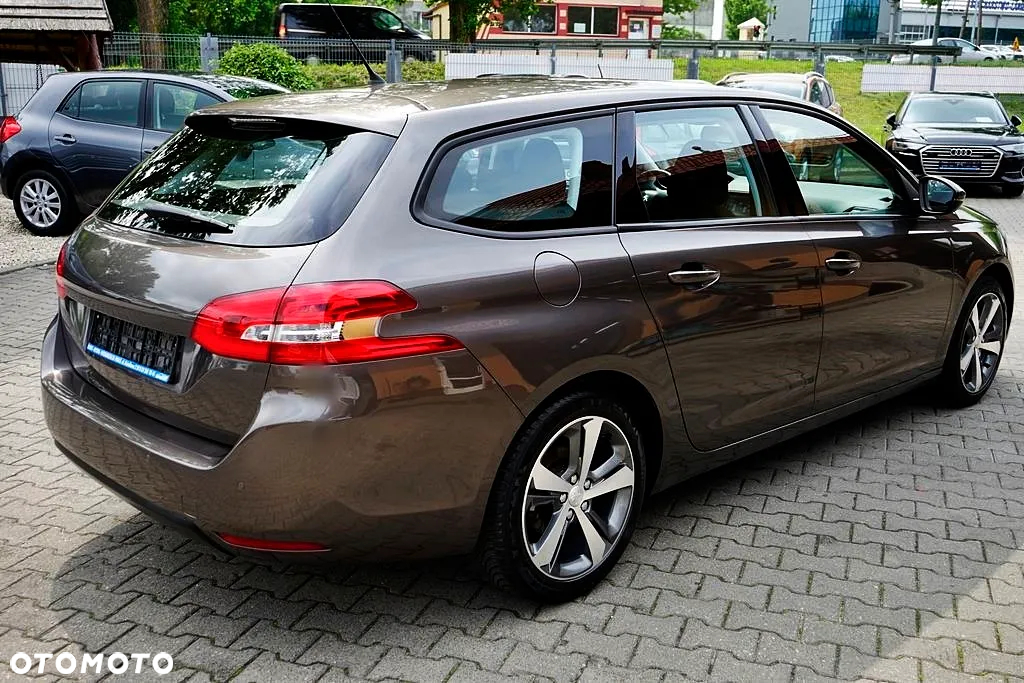 Peugeot 308 - 9