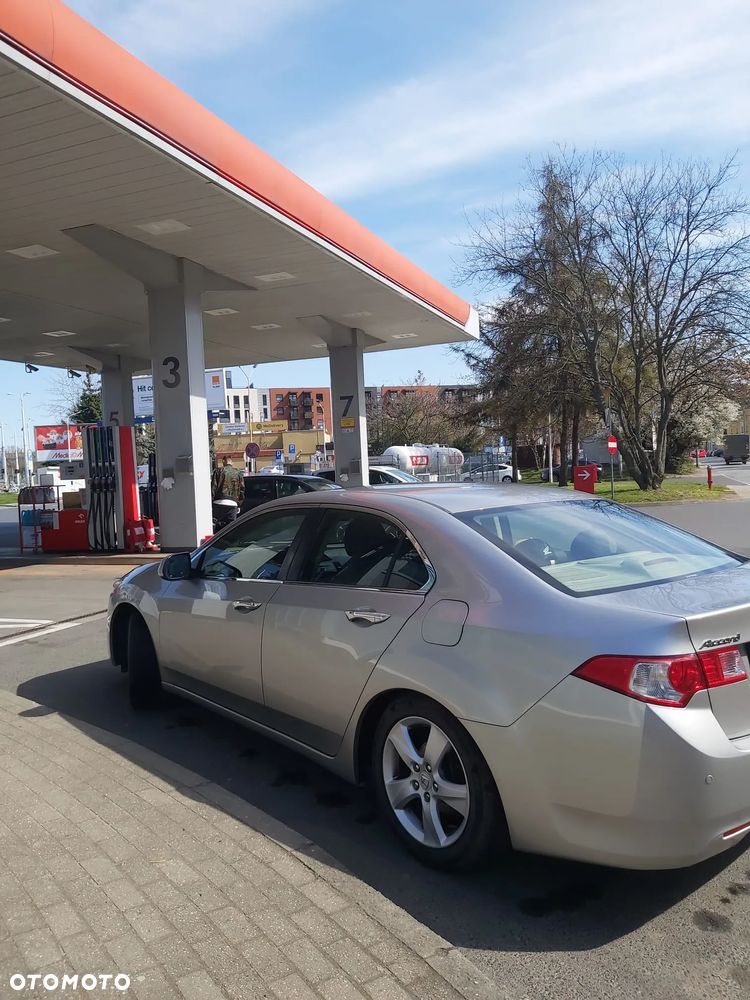 Honda Accord 2.0 Elegance - 3