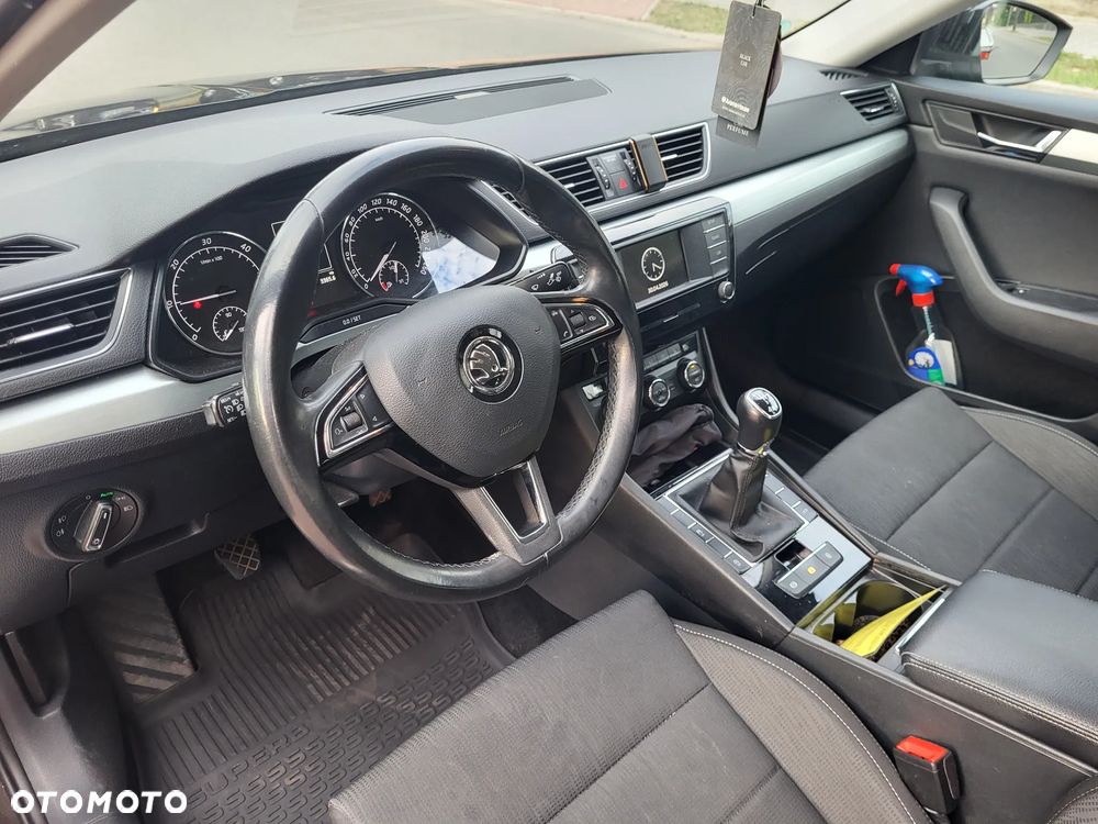 Skoda Superb 2.0 TDI 4x4 Ambition - 16
