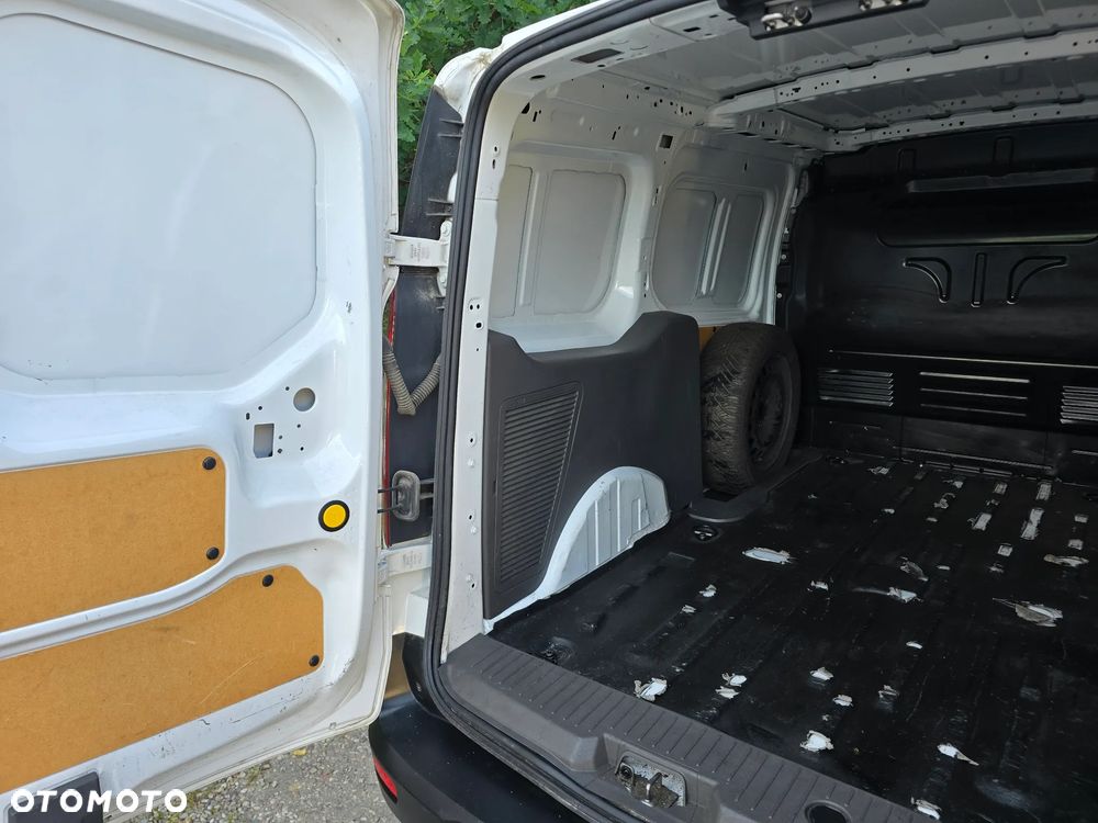 Ford Transit Connect - 14