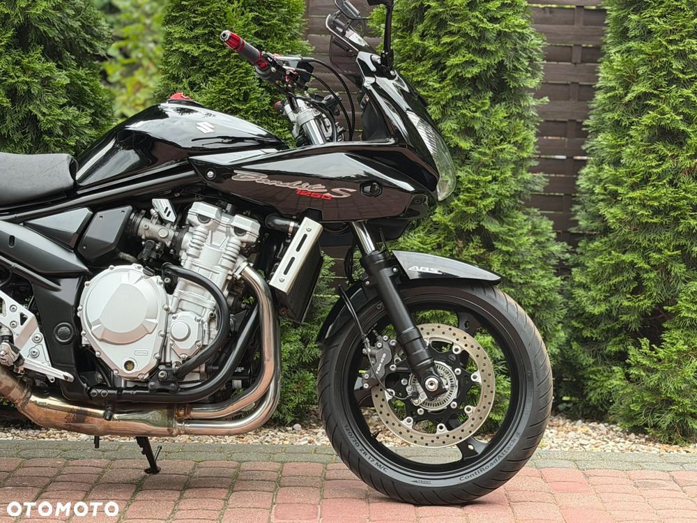 Suzuki Bandit - 10
