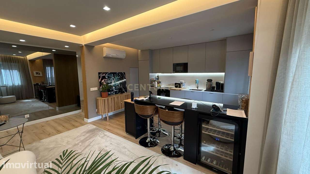 Apartamento Moderno T3 em Oeiras com Luz Natural e Conforto - Grande imagem: 4/19