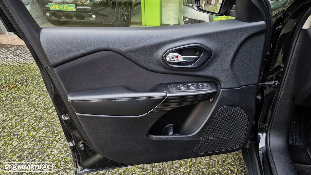 Jeep Cherokee 2.0 Multijet Longitude - 24