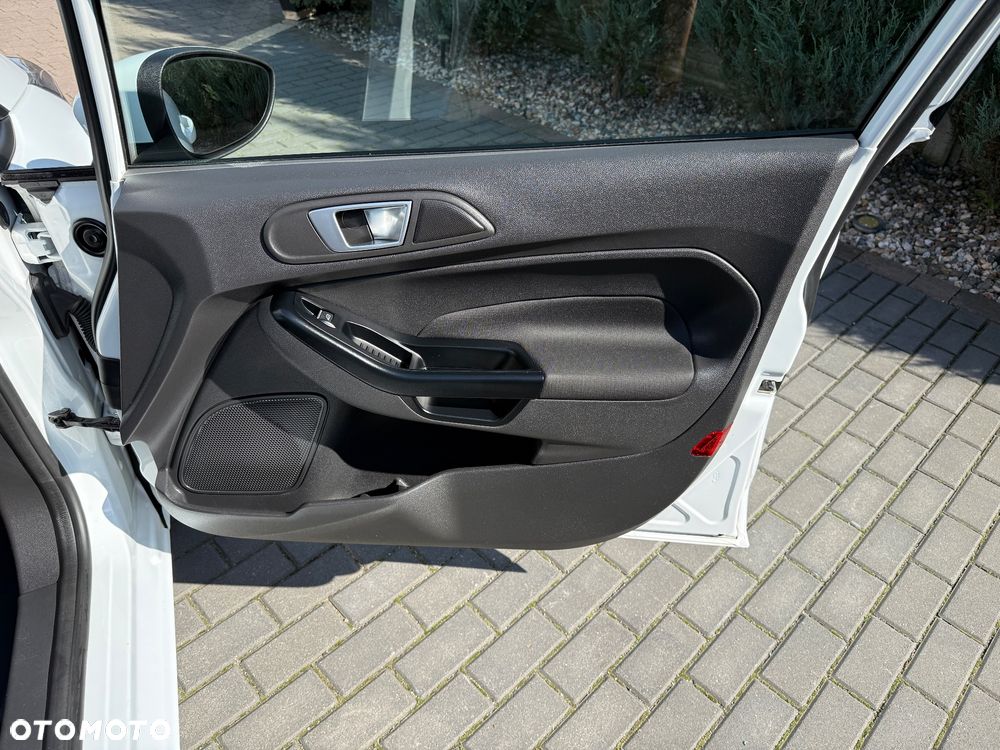Ford Fiesta 1.25 Titanium - 19