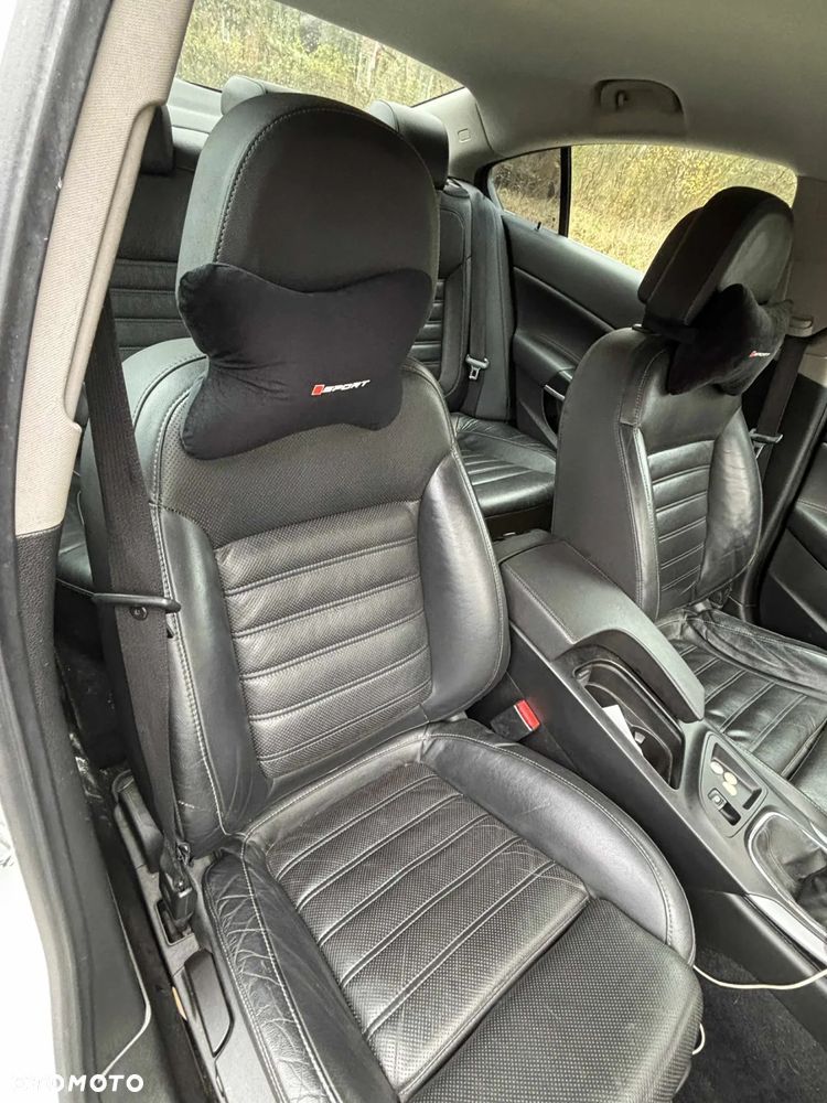 Opel Insignia 2.0 T Cosmo - 15