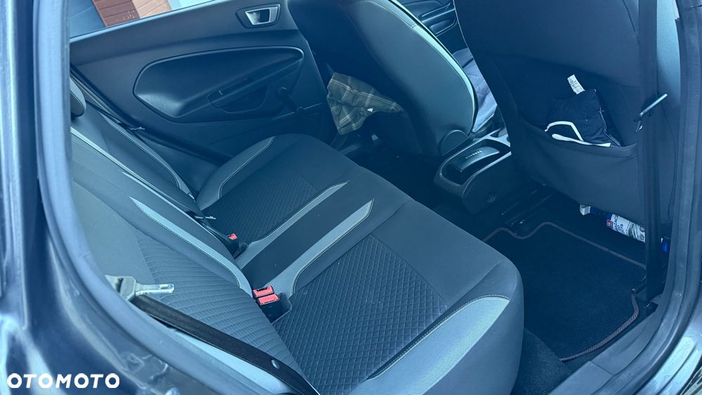 Ford Fiesta 1.5 TDCi Titanium EU6 - 9