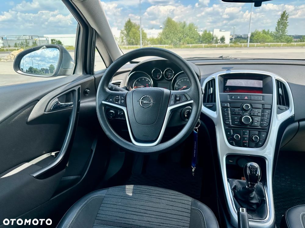 Opel Astra 1.4 Essentia - 13