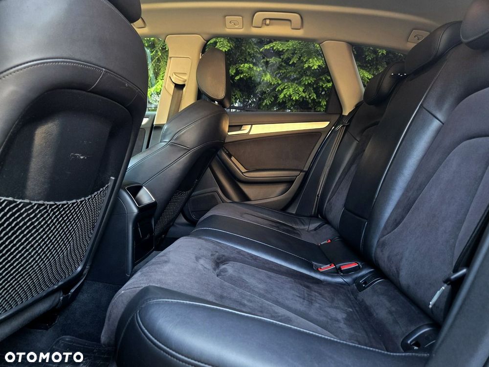 Audi A4 Allroad 2.0 TDI Quattro S tronic - 12