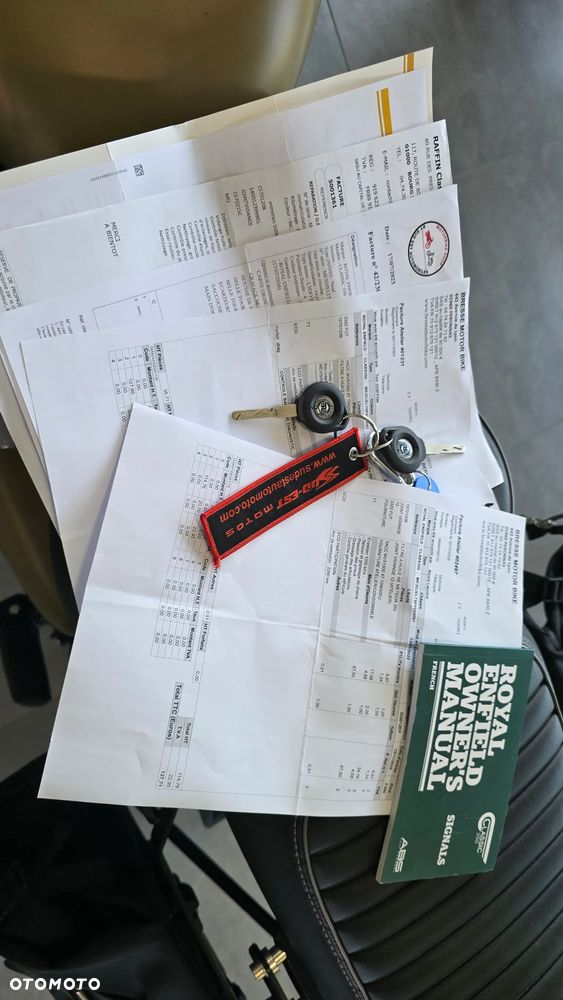 Royal Enfield Classic - 18