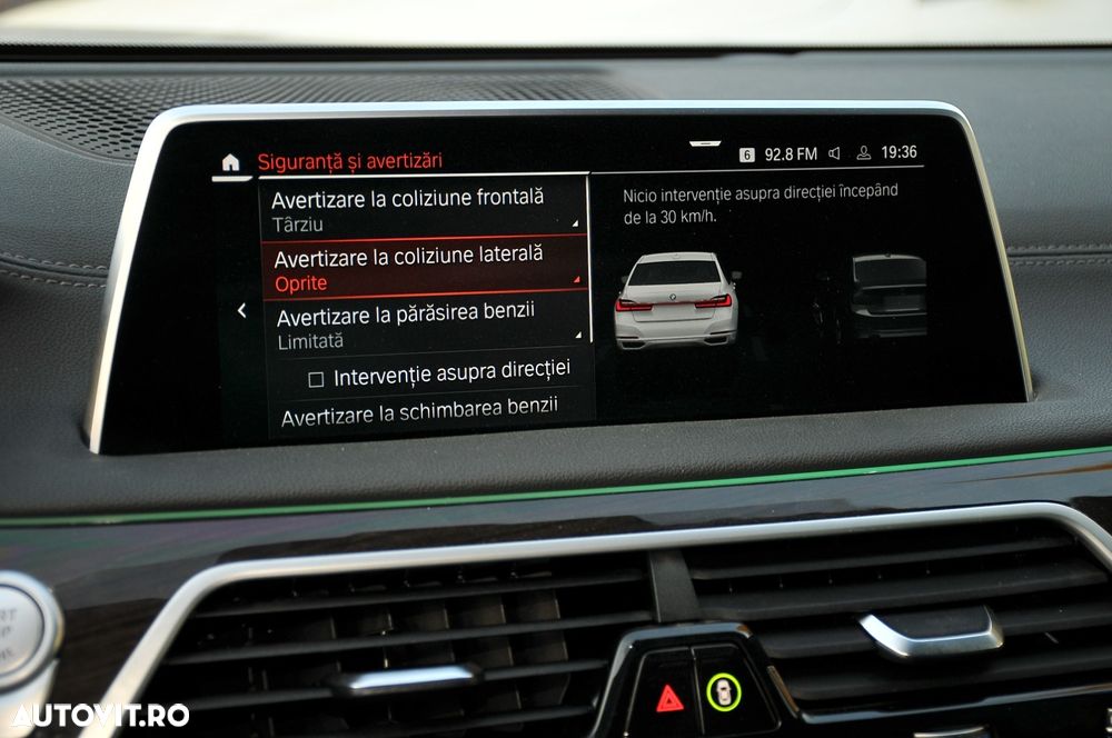 BMW Seria 7 740d xDrive MHEV - 19
