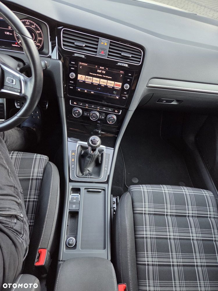 Volkswagen Golf 2.0 TDI BMT GTD - 18