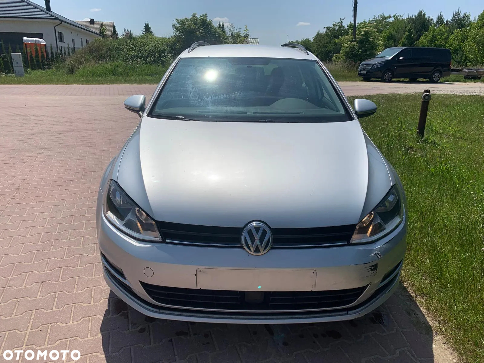 Volkswagen Golf 2.0 TDI BlueMotion Technology Edition - 3