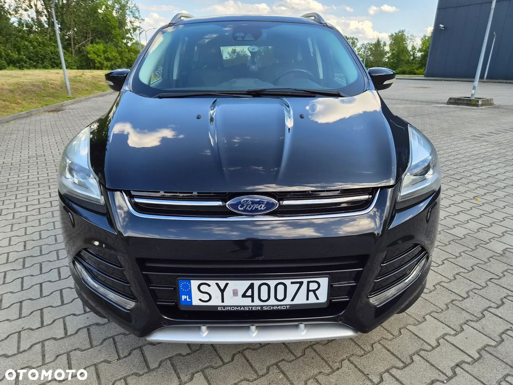 Ford Kuga 1.5 EcoBoost 2x4 Titanium - 3