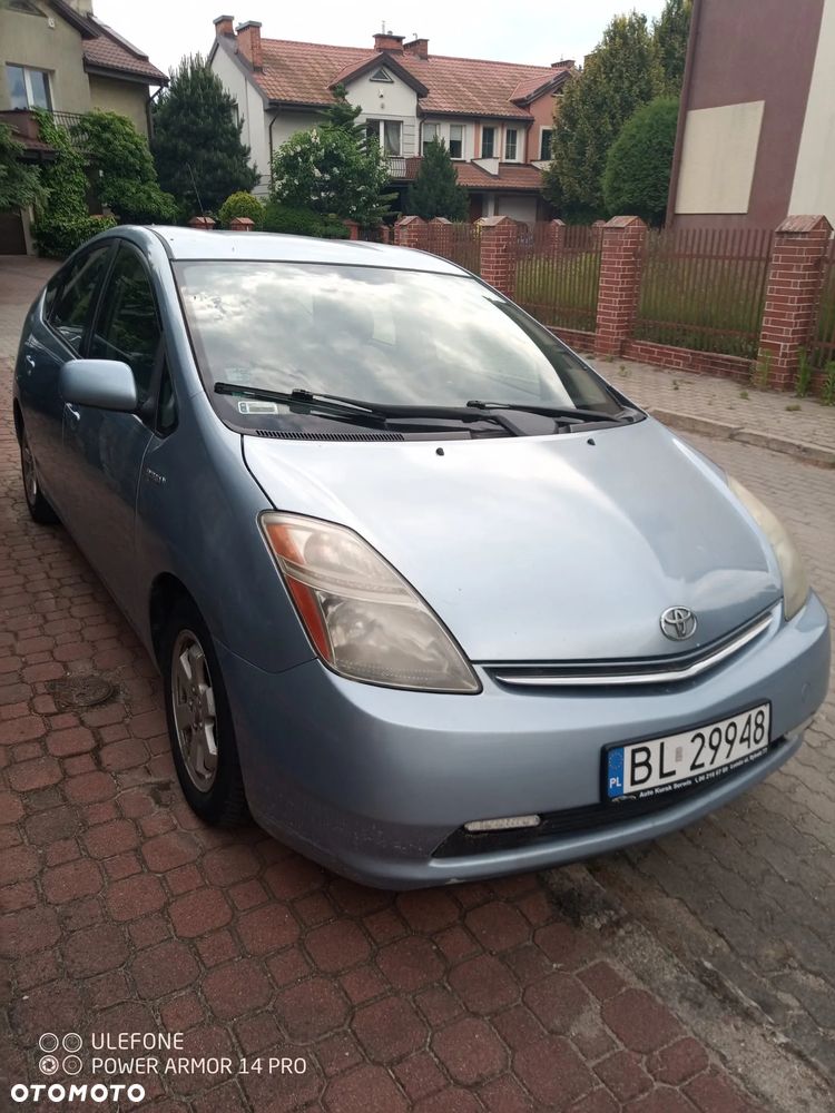 Toyota Prius 1.5 VVT-i Prestige - 4
