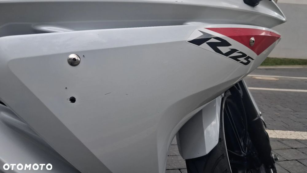 Yamaha YZF - 6