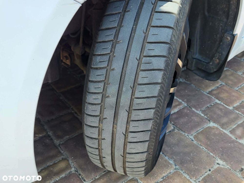 Hyundai ix20 1.4 CRDi Premium - 30