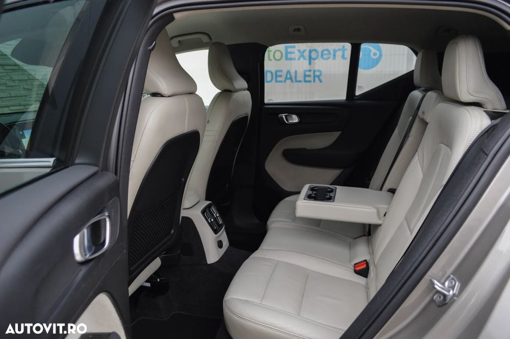 Volvo XC 40 Recharge T5 Twin Engine AT7 Inscription - 22