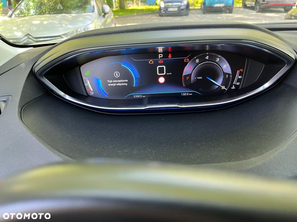 Peugeot 3008 1.2 PureTech GPF Allure S&S EAT8 - 5