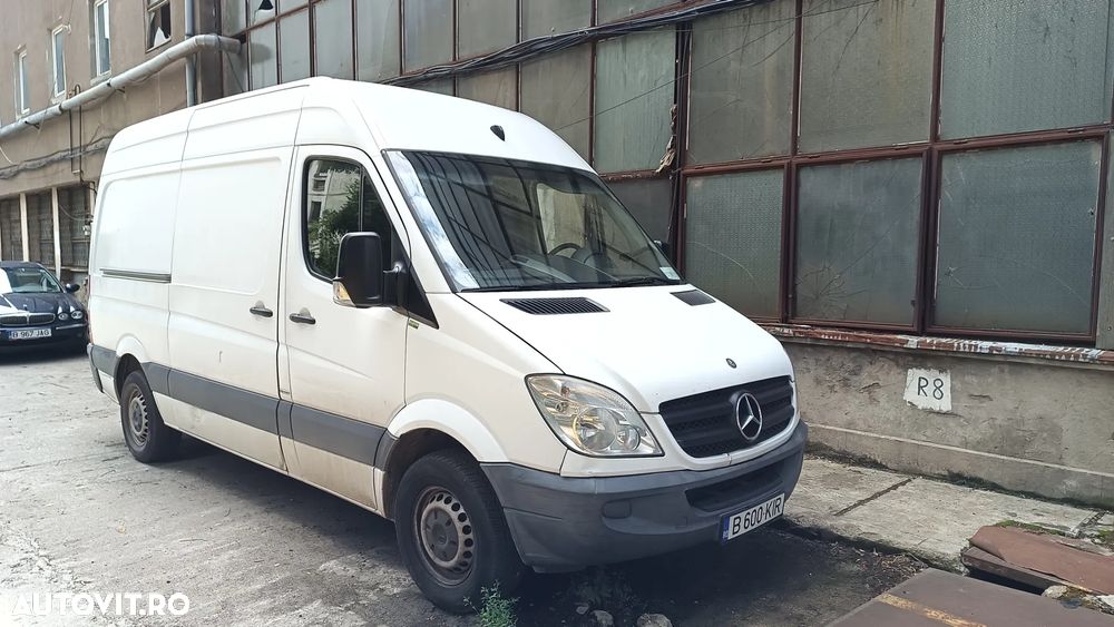 Mercedes-Benz Sprinter - 1