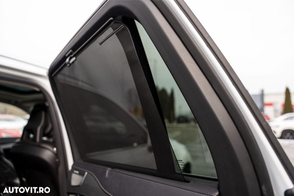 Volvo XC 90 D5 AWD Geartronic Inscription - 26