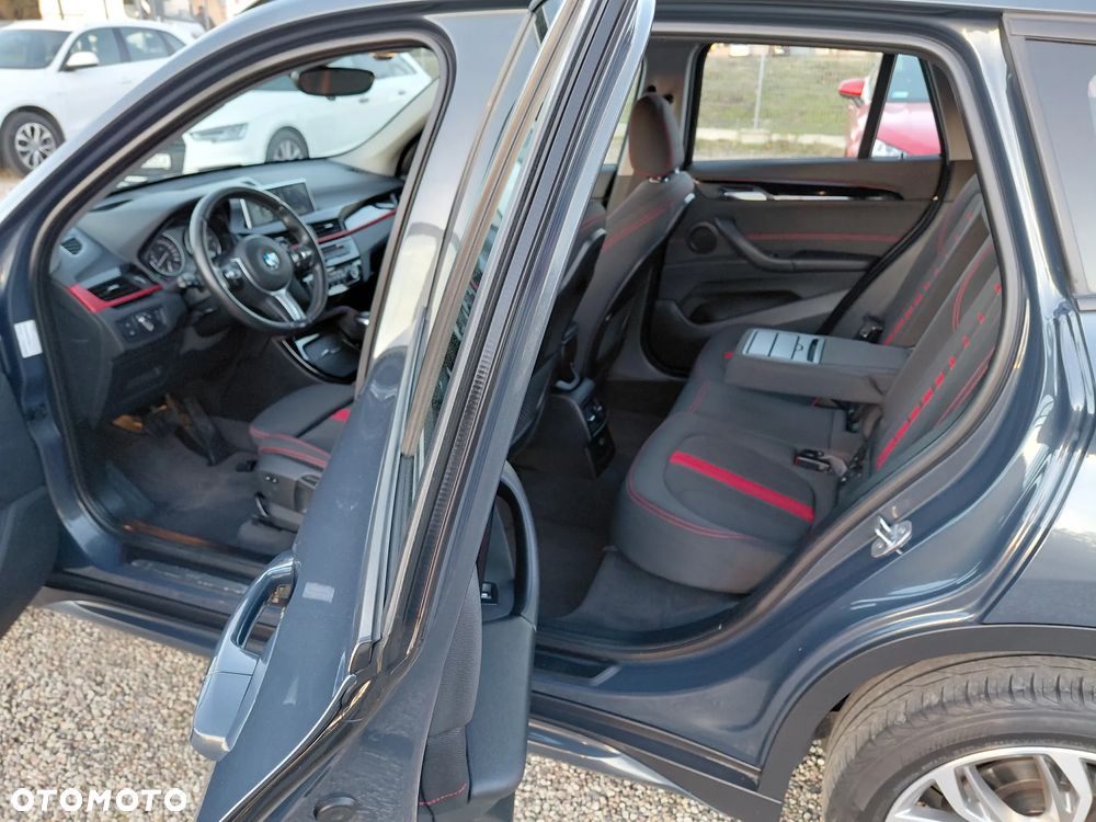 BMW X1 sDrive18i Sport Line - 25