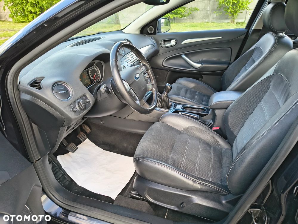 Ford Mondeo 2.0 Viva Titanium - 16