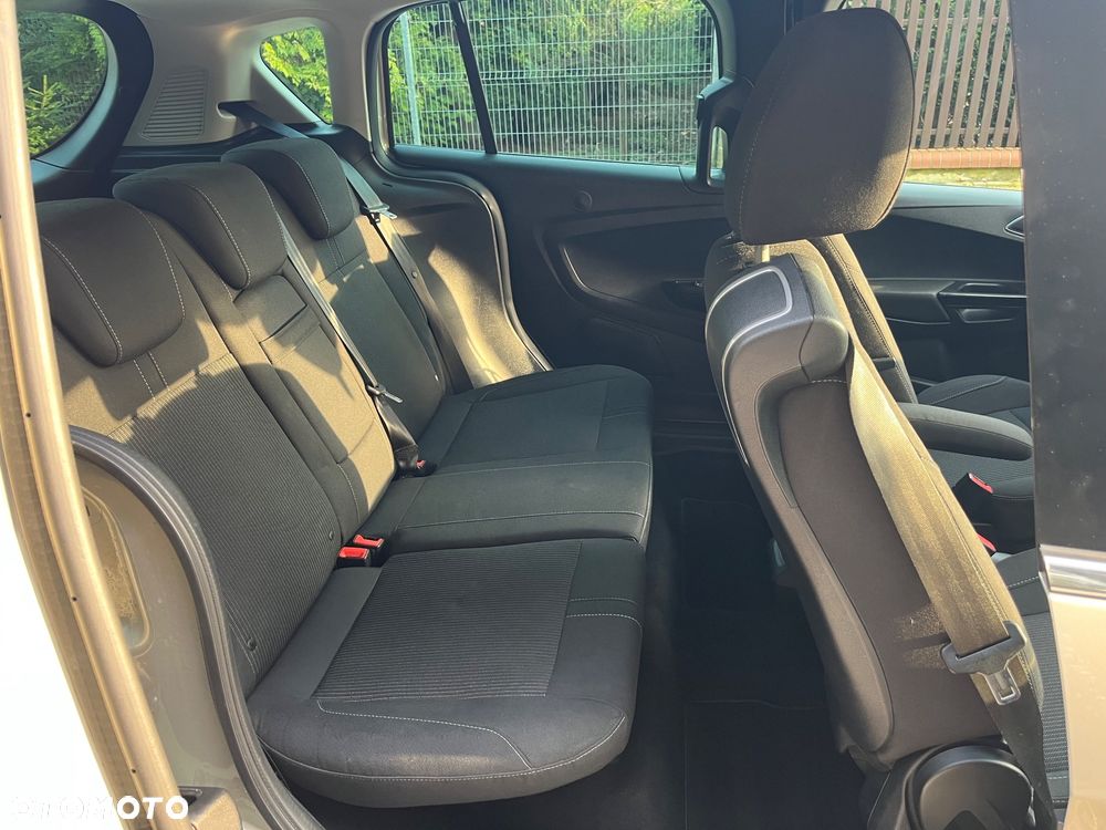 Ford B-MAX 1.6 Titanium - 16