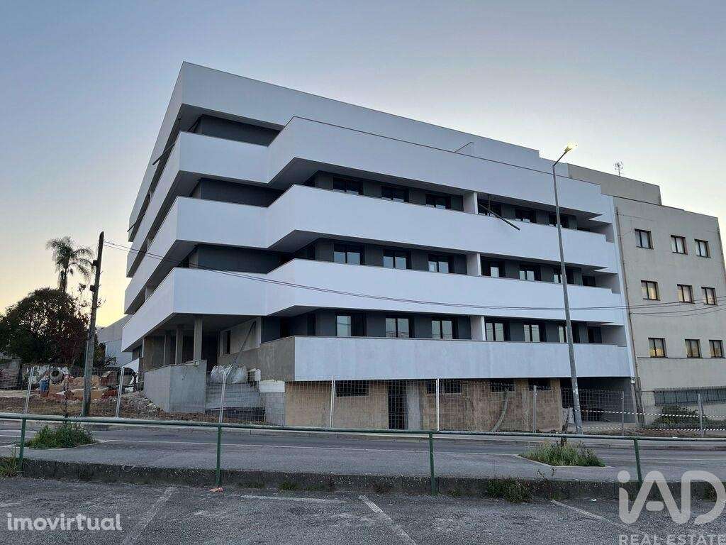 Apartamento T3 em Santa Marinha E São Pedro Da Afurada de 116,00 m2 - Grande imagem: 3/7