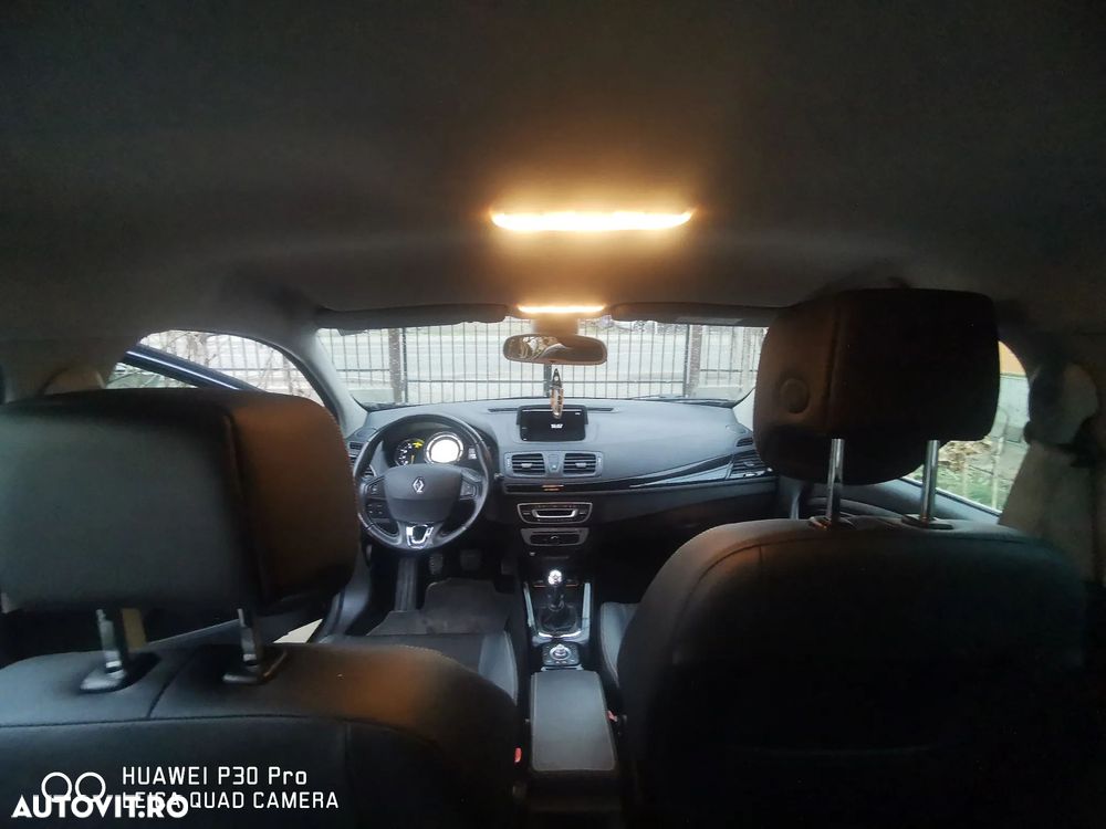 Renault Megane ENERGY dCi 130 Start & Stop Bose Edition - 12
