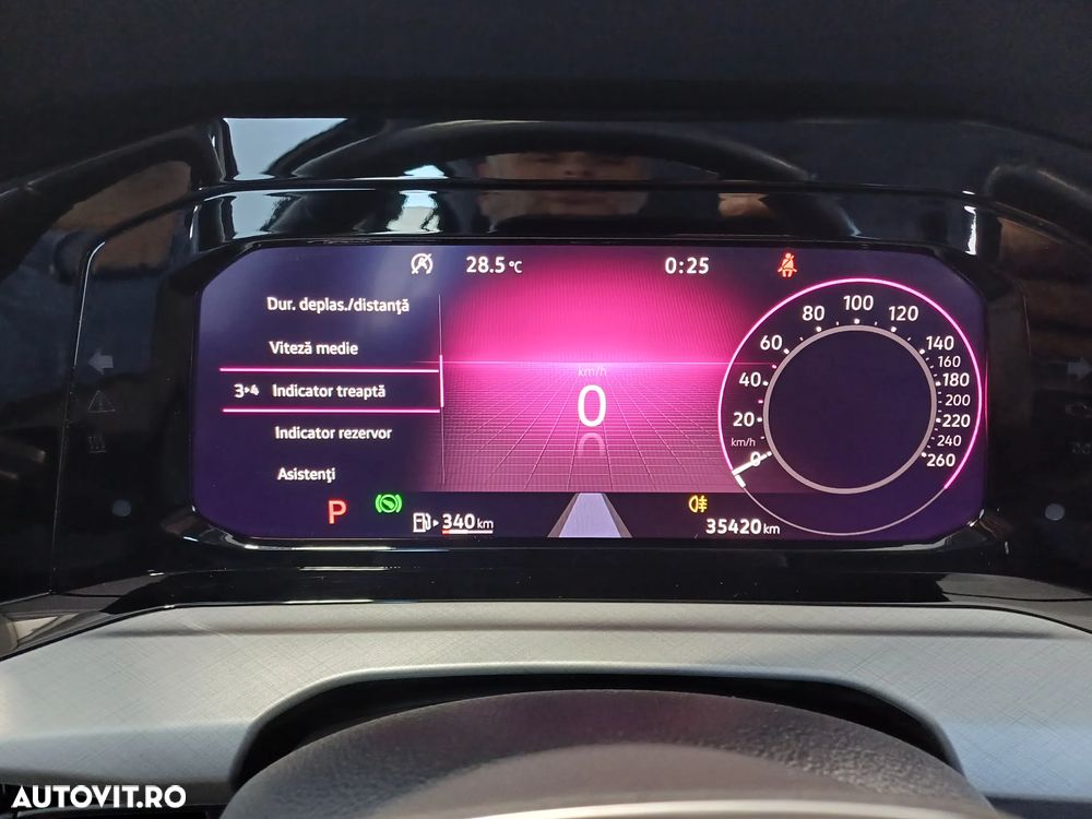 VOLKSWAGEN Golf 2023 — imagine 13