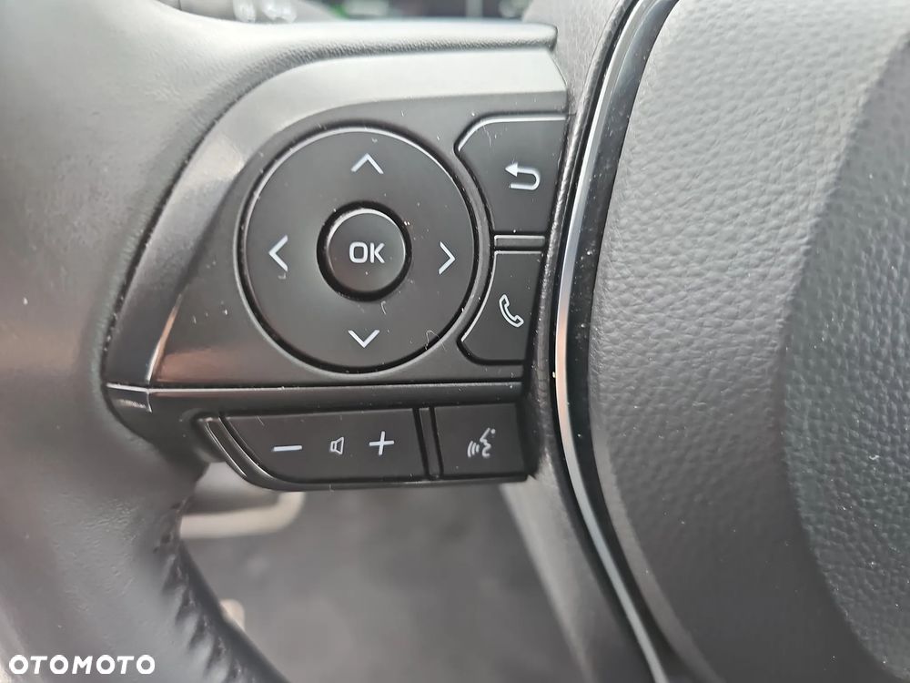 Toyota Corolla 1.8 Hybrid Comfort - 17
