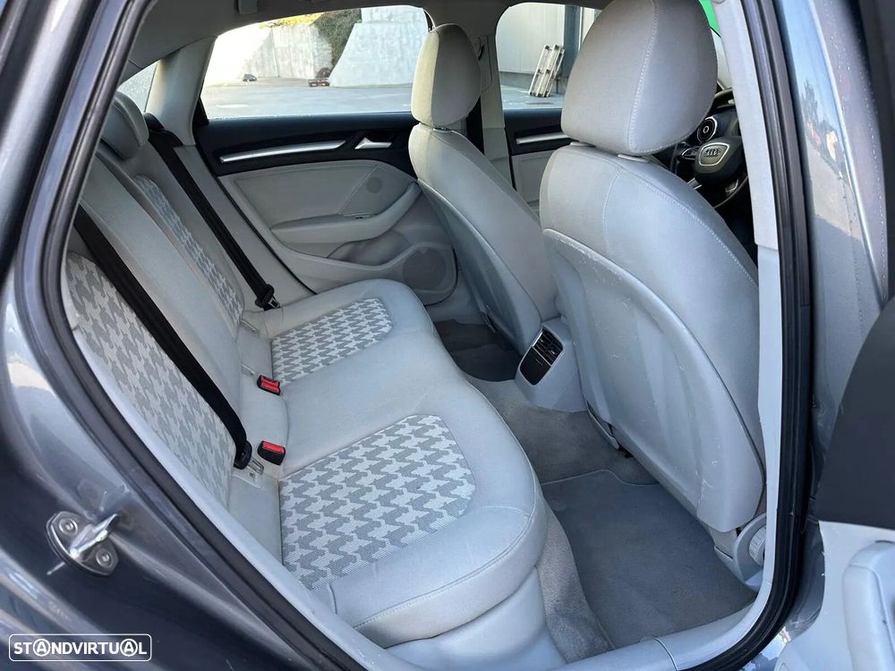 Audi A3 Limousine 1.6 TDI Advance - 17