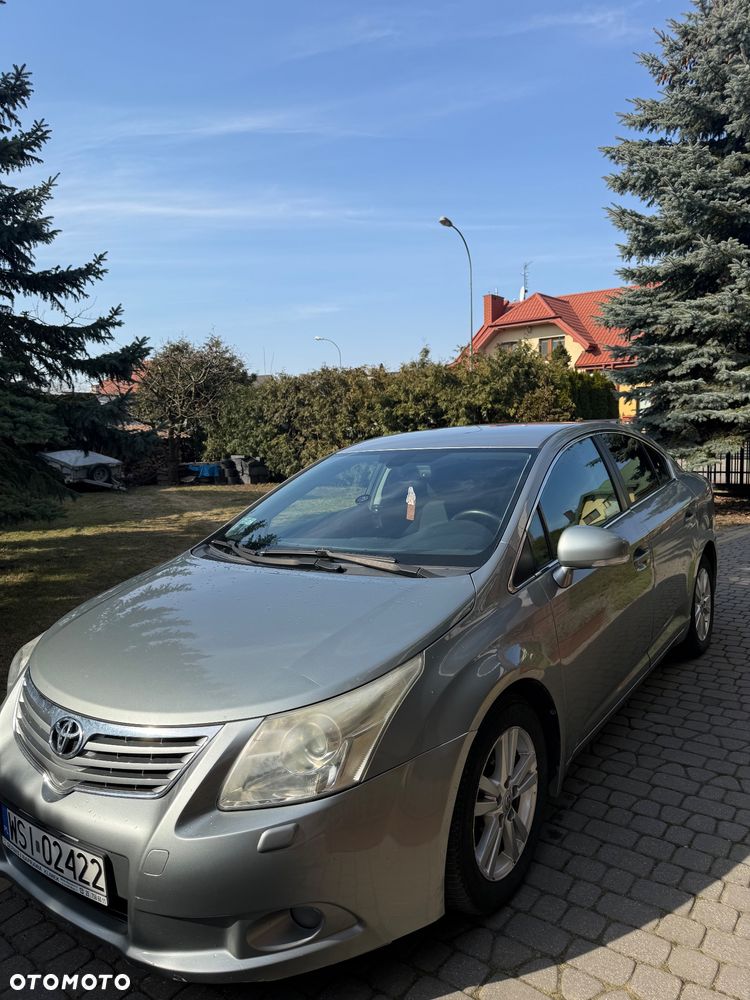 Toyota Avensis 2.0 D-4D Sol+NAVI - 6