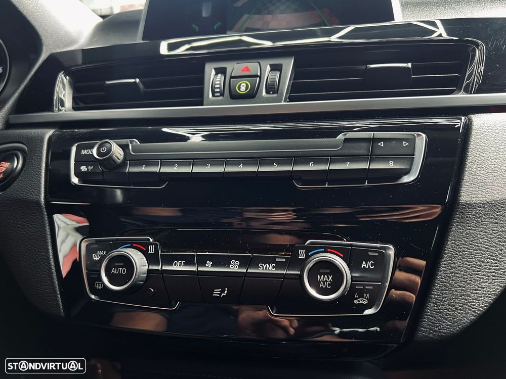 BMW X1 16 d sDrive Line Sport - 24