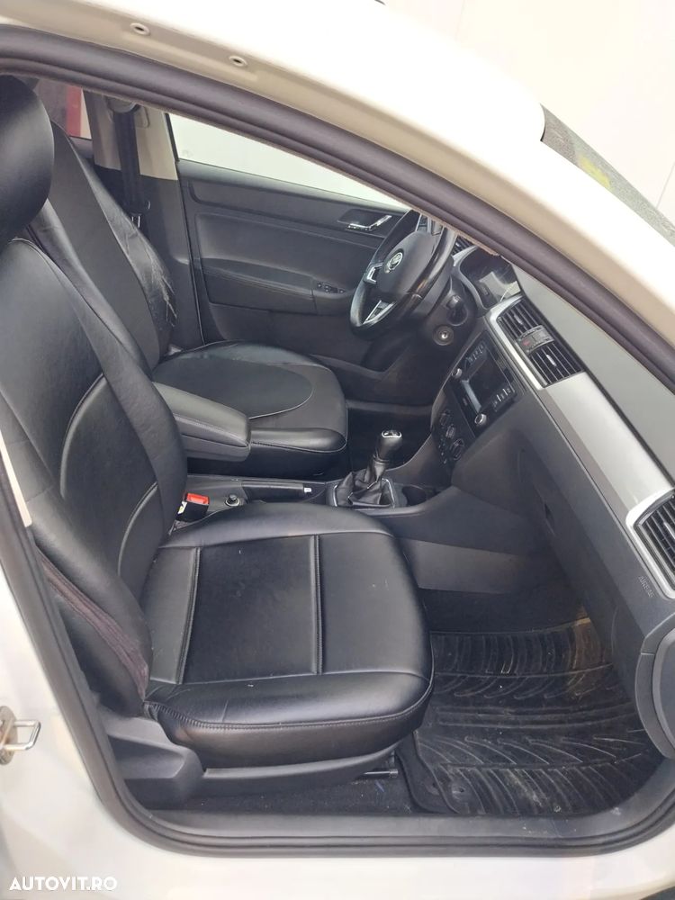 Skoda RAPID 1.6 TDI Style - 7