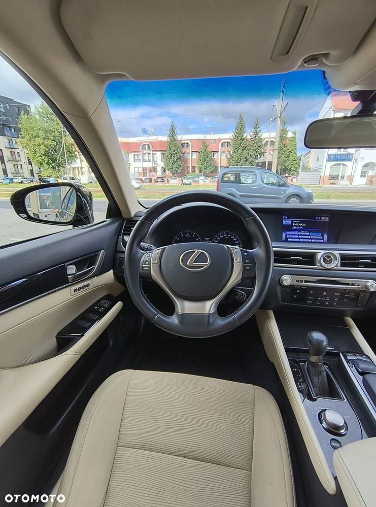 Lexus GS - 30