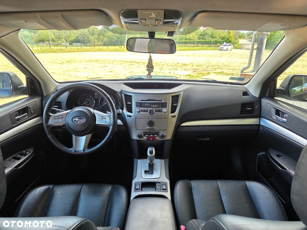 Subaru Outback - 18