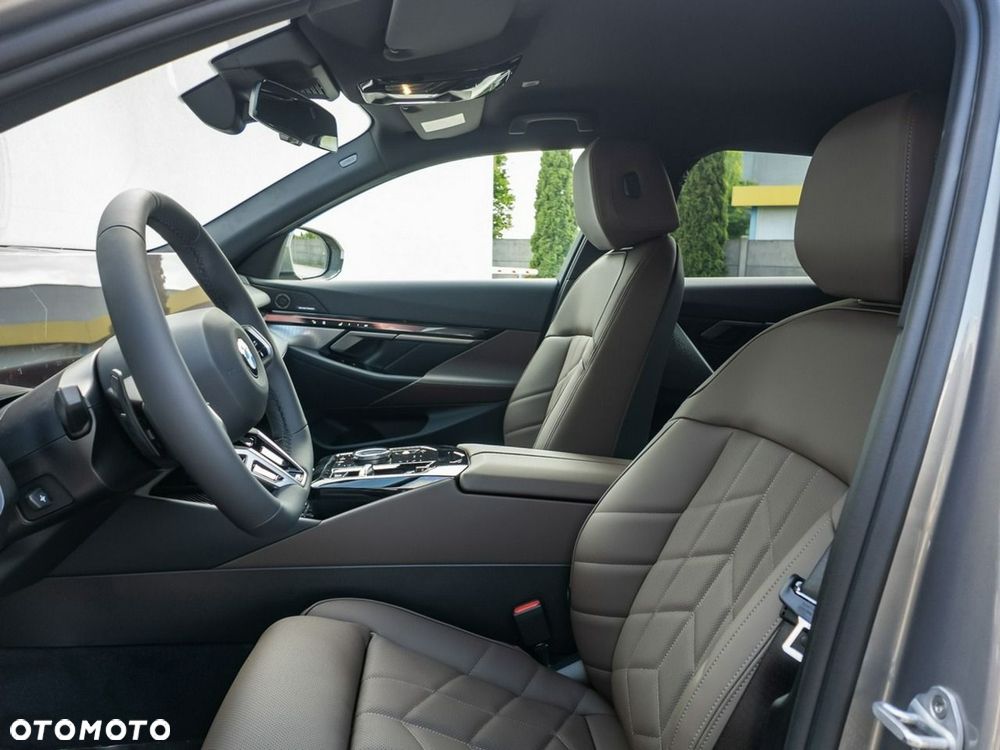 BMW Seria 5 - 15