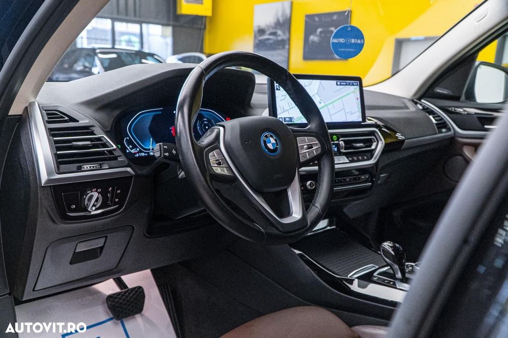 BMW X3 xDrive30e Aut. Luxury Line - 7