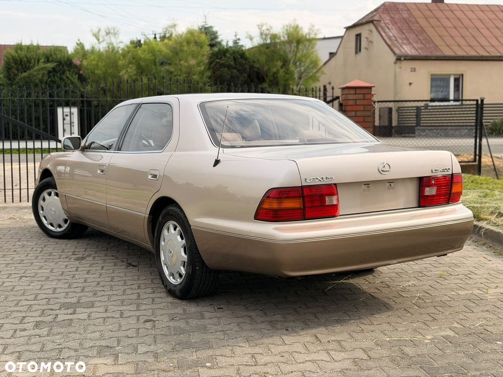 Lexus LS - 2