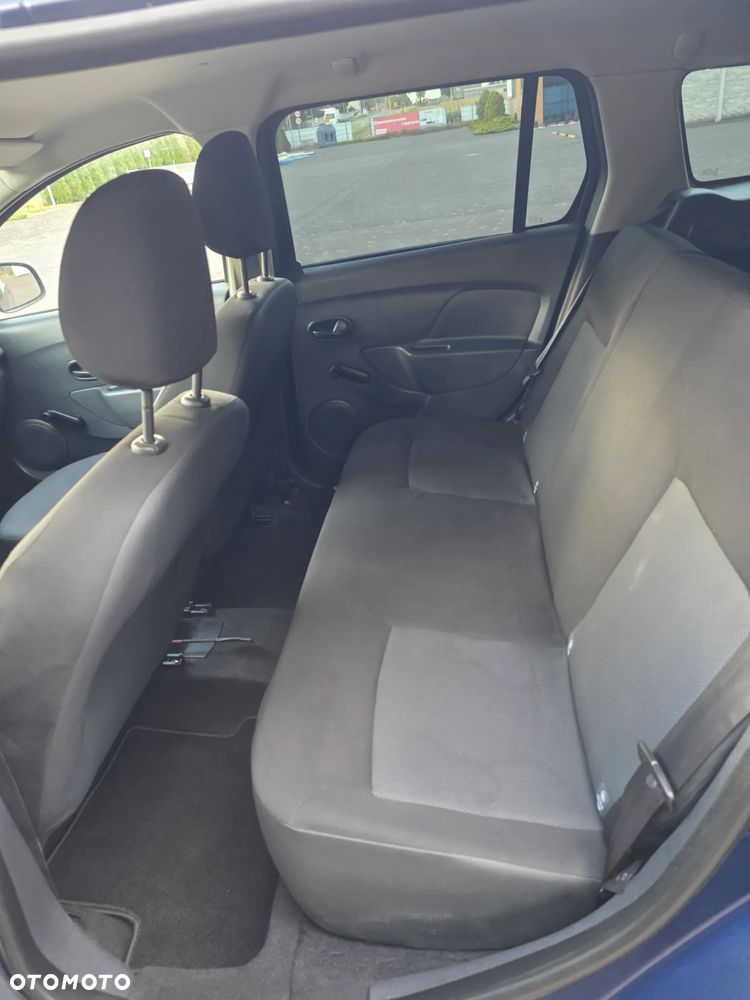 Dacia Logan 1.2 16V 75 Laureate - 29