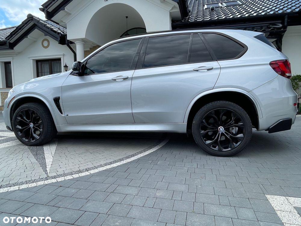 BMW X5 xDrive50i Sport-Aut - 8
