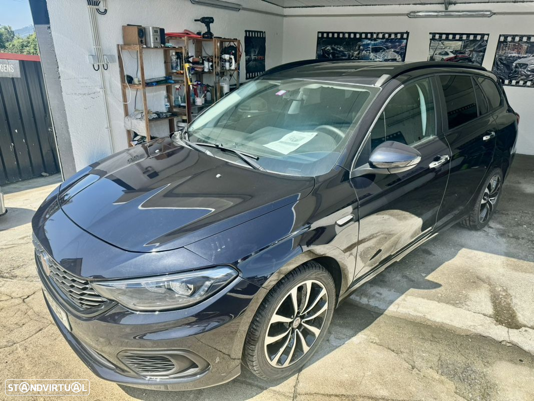 Fiat Tipo Station Wagon 1.6 M-Jet Lounge J17 - 22