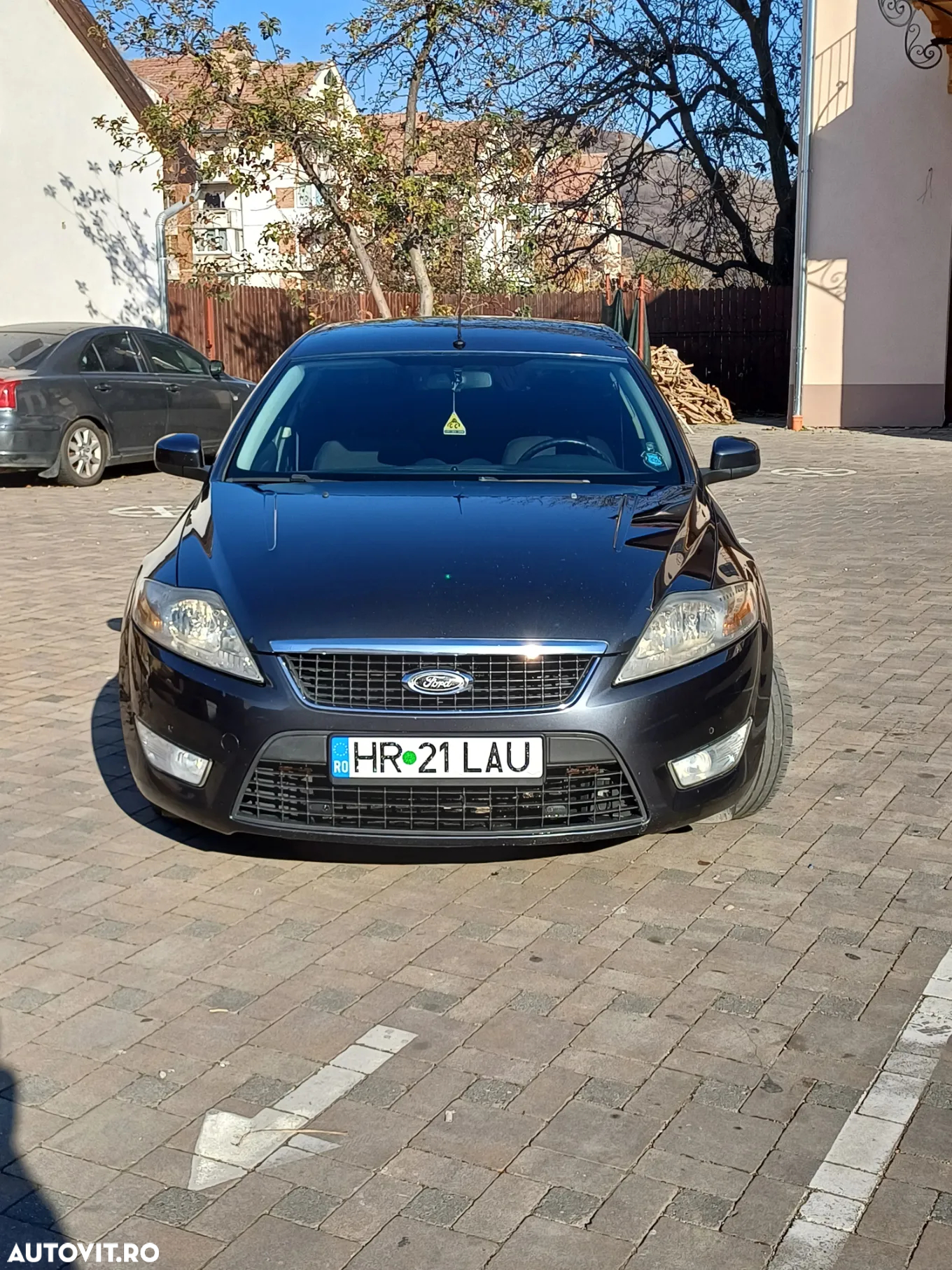Ford Mondeo 1.8 TDCi Ambiente - 3